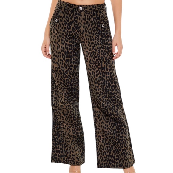 Forever 21 Pants - **NWOT** Cheetah Print Wide Leg Pant
